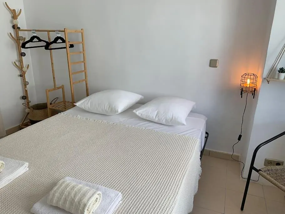 La Casa De L'Escala - Maison Typique Renovee Dans La Vieille Ville 0*,  Španělsko