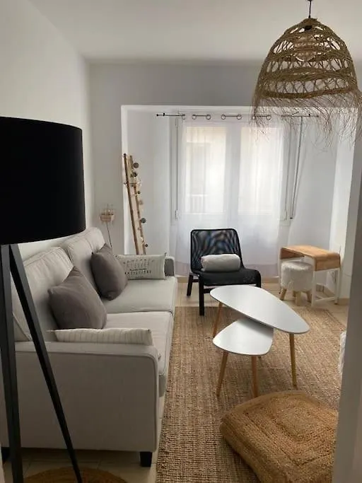 La Casa De L'Escala - Maison Typique Renovee Dans La Vieille Ville Španělsko